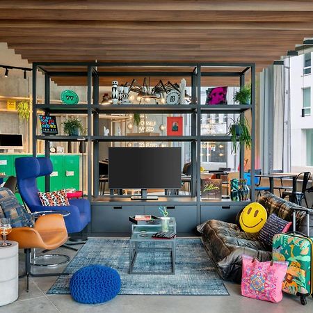 Moxy Antwerp Hotel Exterior photo