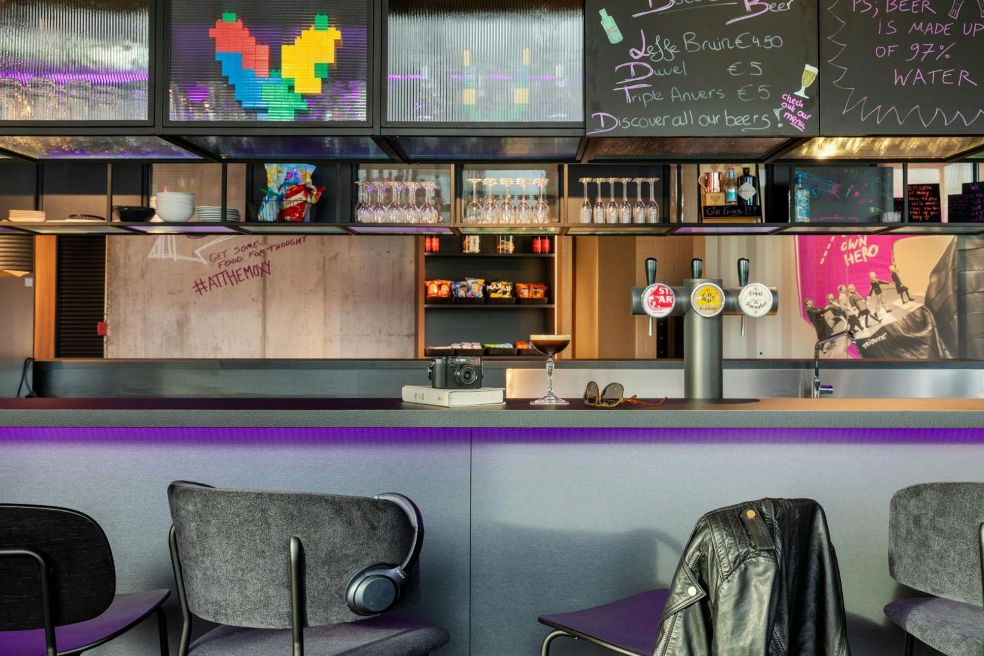 Moxy Antwerp Hotel Exterior photo