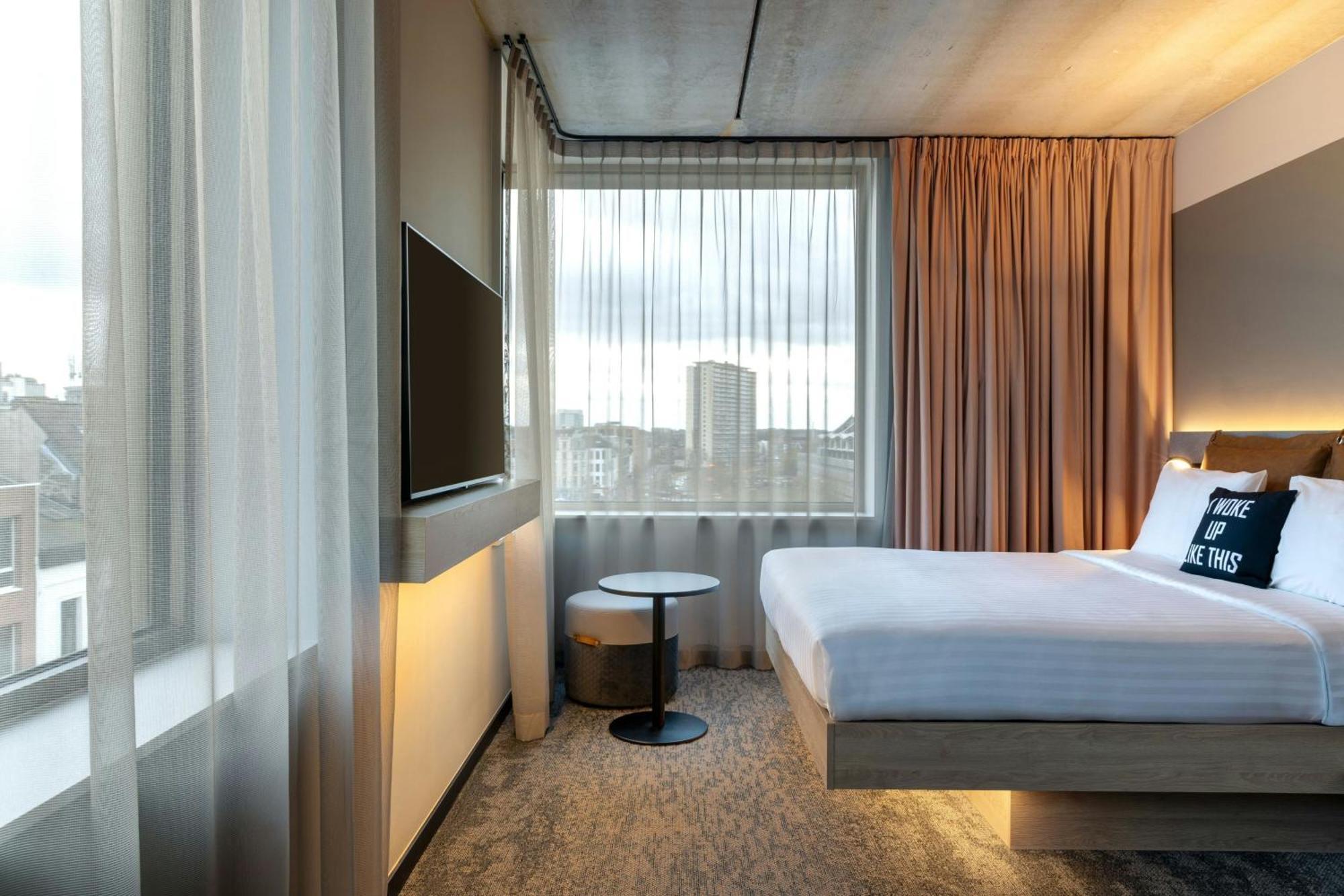Moxy Antwerp Hotel Exterior photo