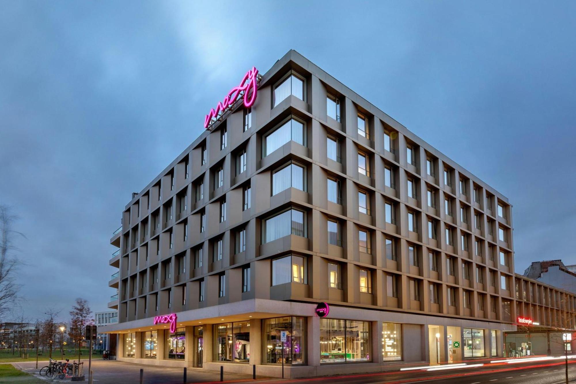 Moxy Antwerp Hotel Exterior photo