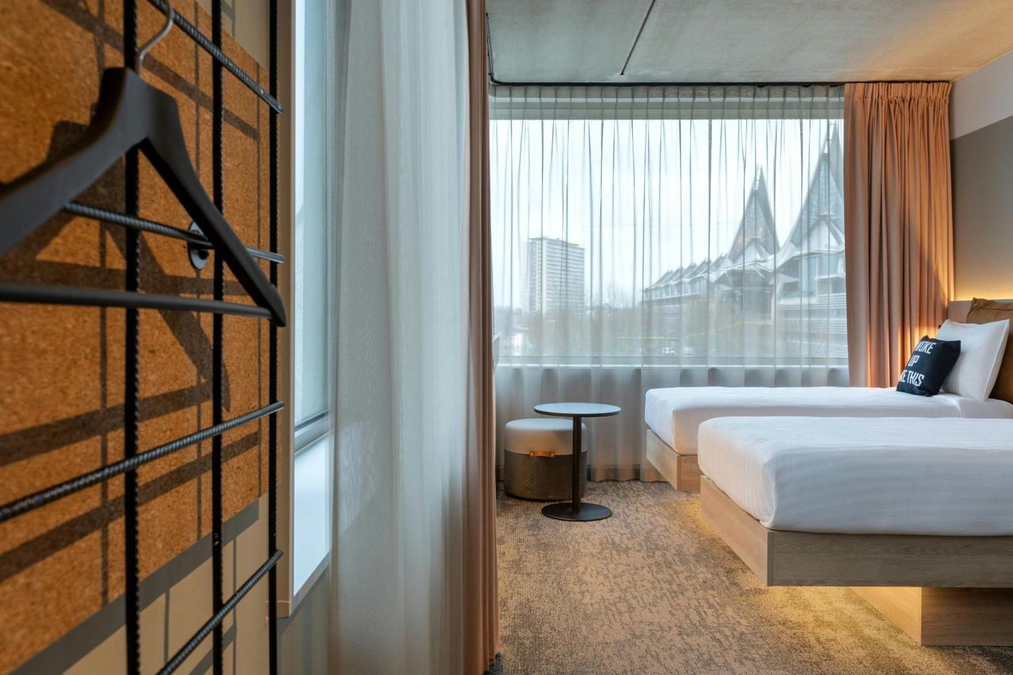 Moxy Antwerp Hotel Exterior photo